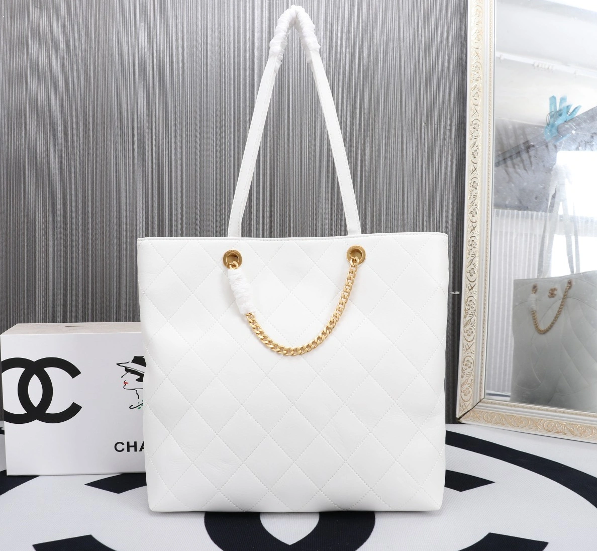 Chanel AAA Quality Shoulder Bags For Women Trendsetting 6592