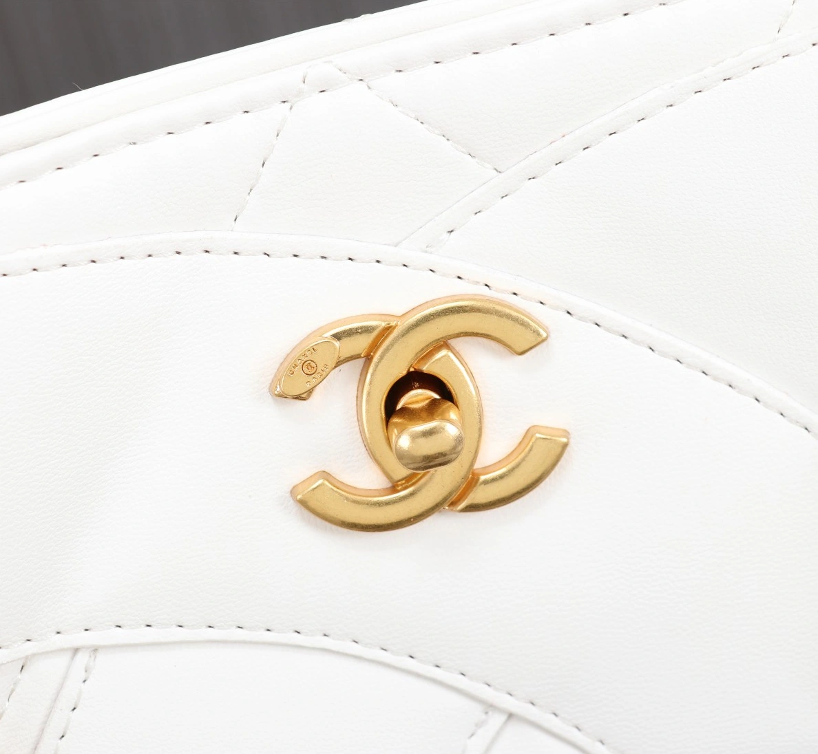 Chanel AAA Quality Shoulder Bags For Women Trendsetting 6592