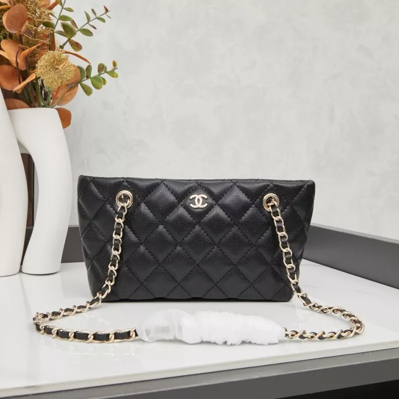 Chanel AAA Quality Shoulder Bags For Women Vibrant 1580