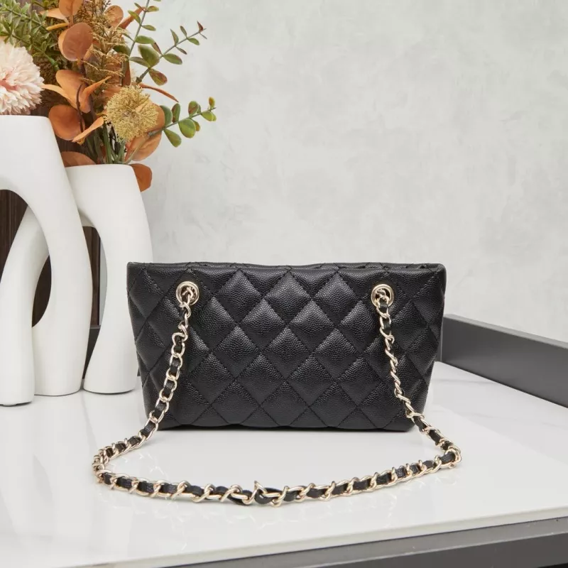 Chanel AAA Quality Shoulder Bags For Women Vibrant 1580