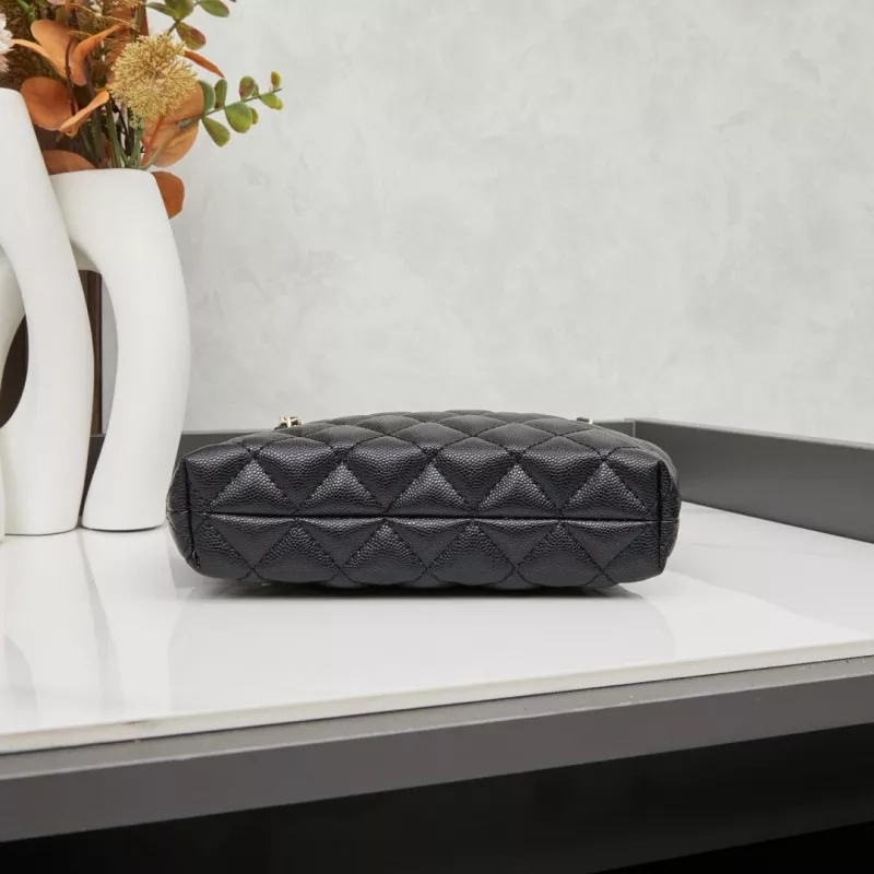 Chanel AAA Quality Shoulder Bags For Women Vibrant 1580