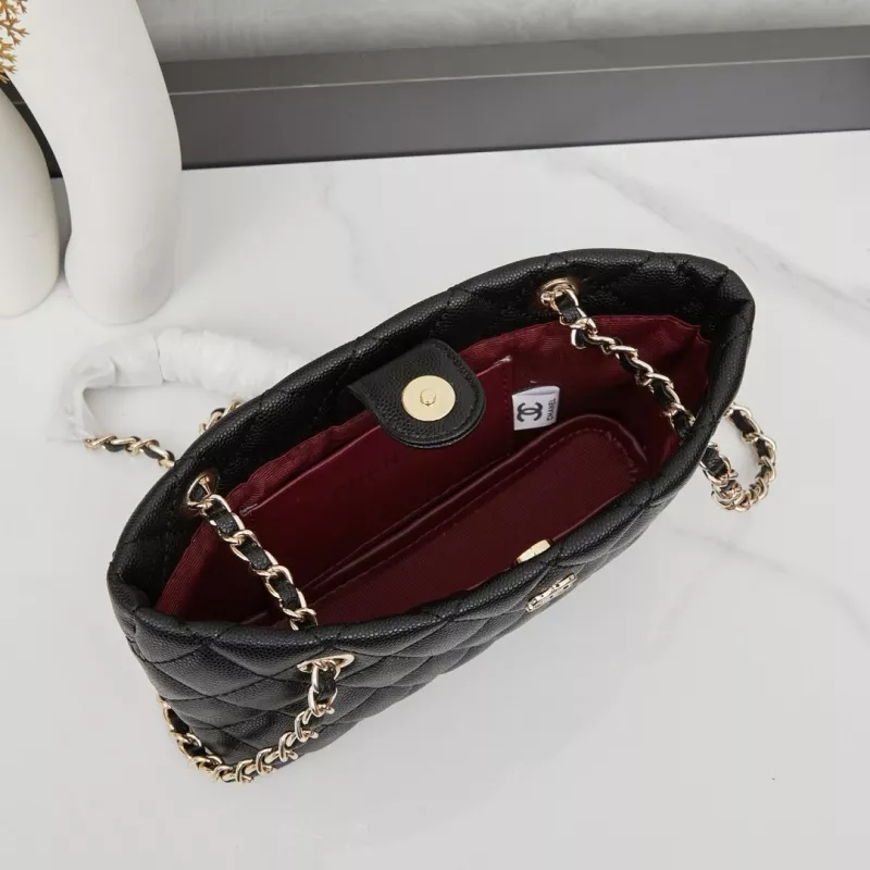 Chanel AAA Quality Shoulder Bags For Women Vibrant 1580