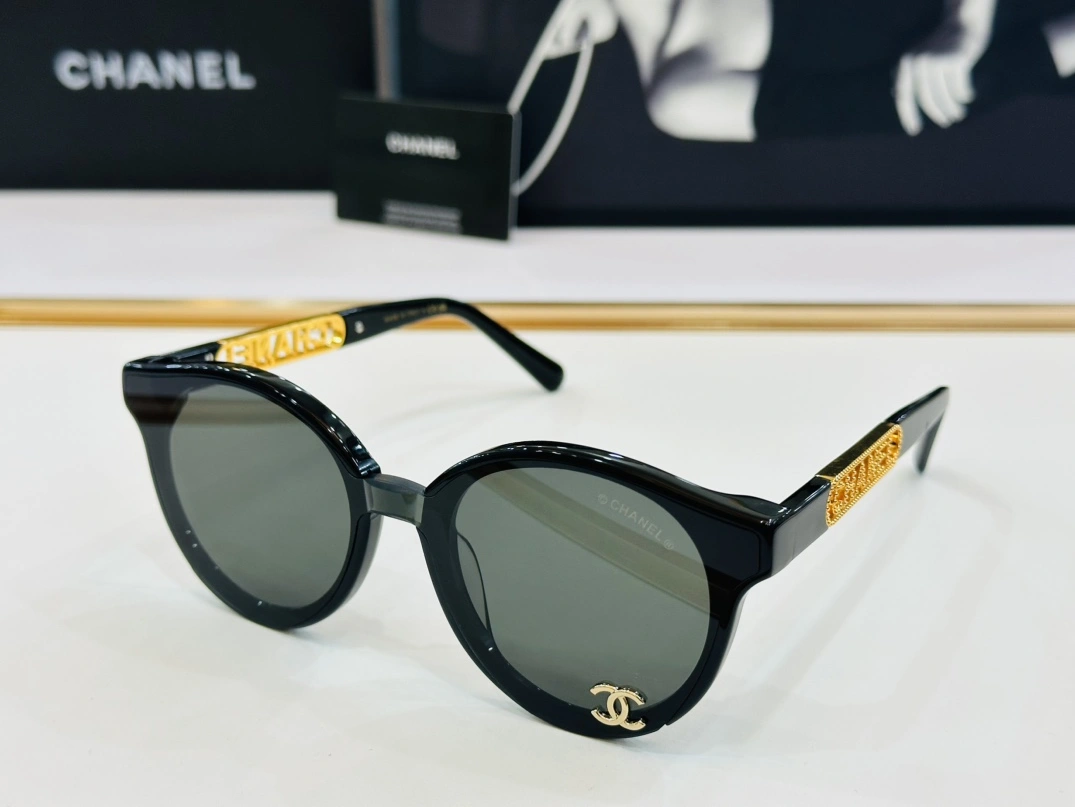 Chanel AAA Quality Sunglasses Affordable 3905