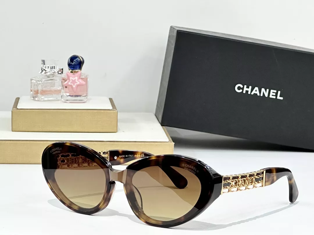 Chanel AAA Quality Sunglasses Affordable 4643