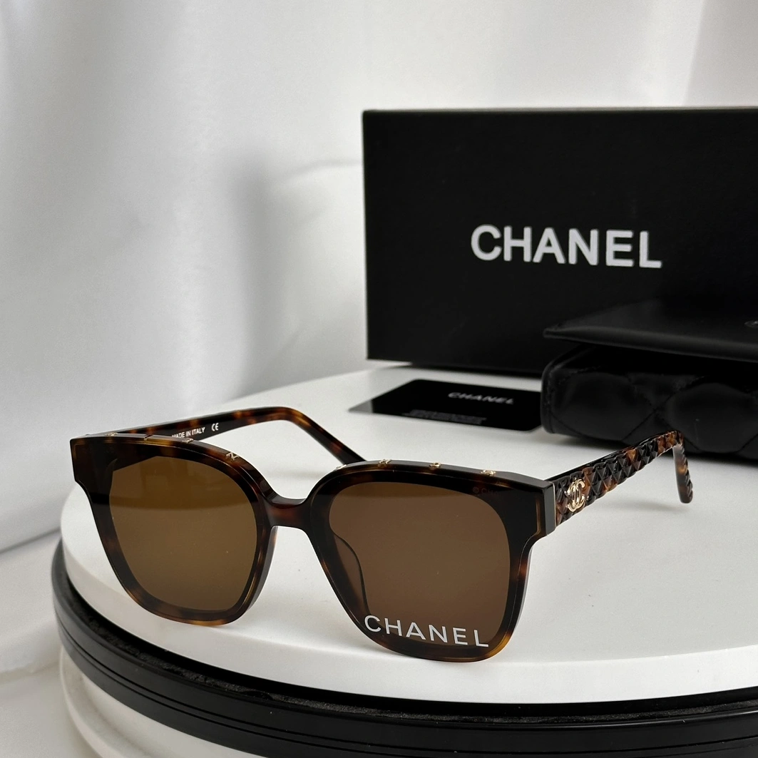 Chanel AAA Quality Sunglasses AllSeason 659