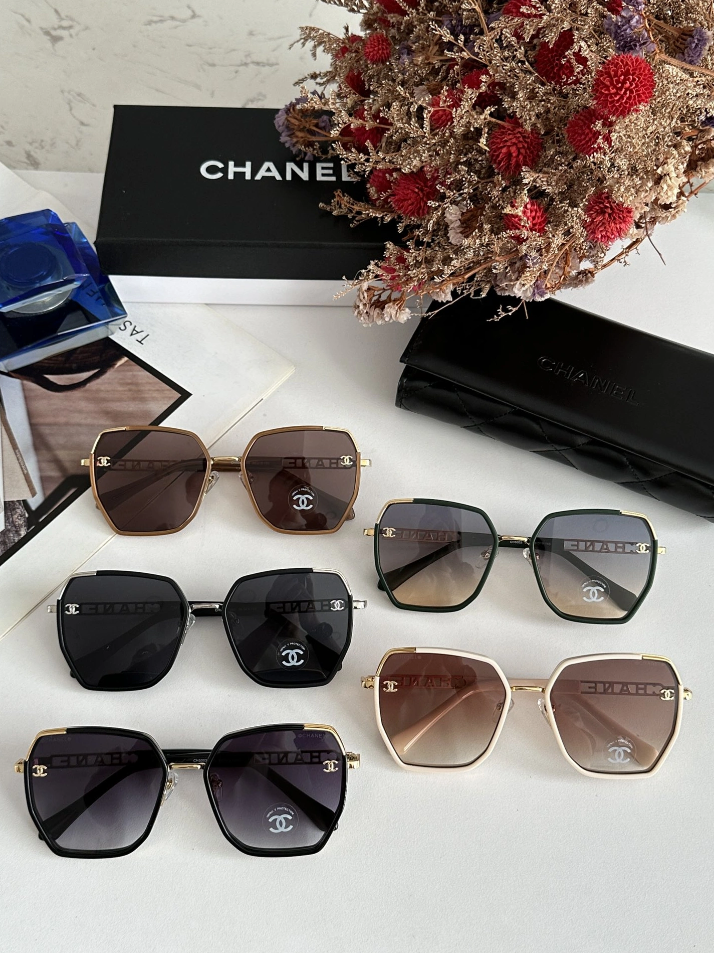 Chanel AAA Quality Sunglasses Bright 285