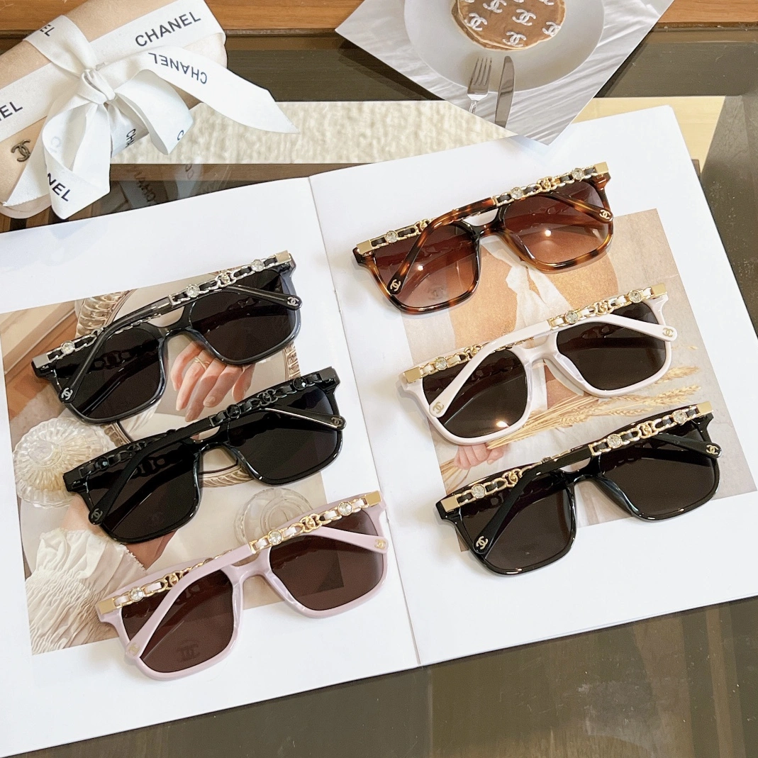 Chanel AAA Quality Sunglasses Bright 5475