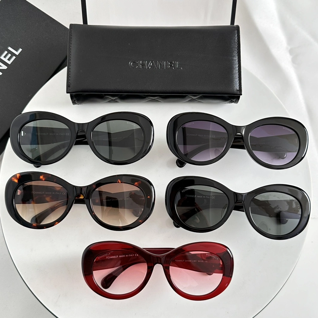Chanel AAA Quality Sunglasses Compact 1216