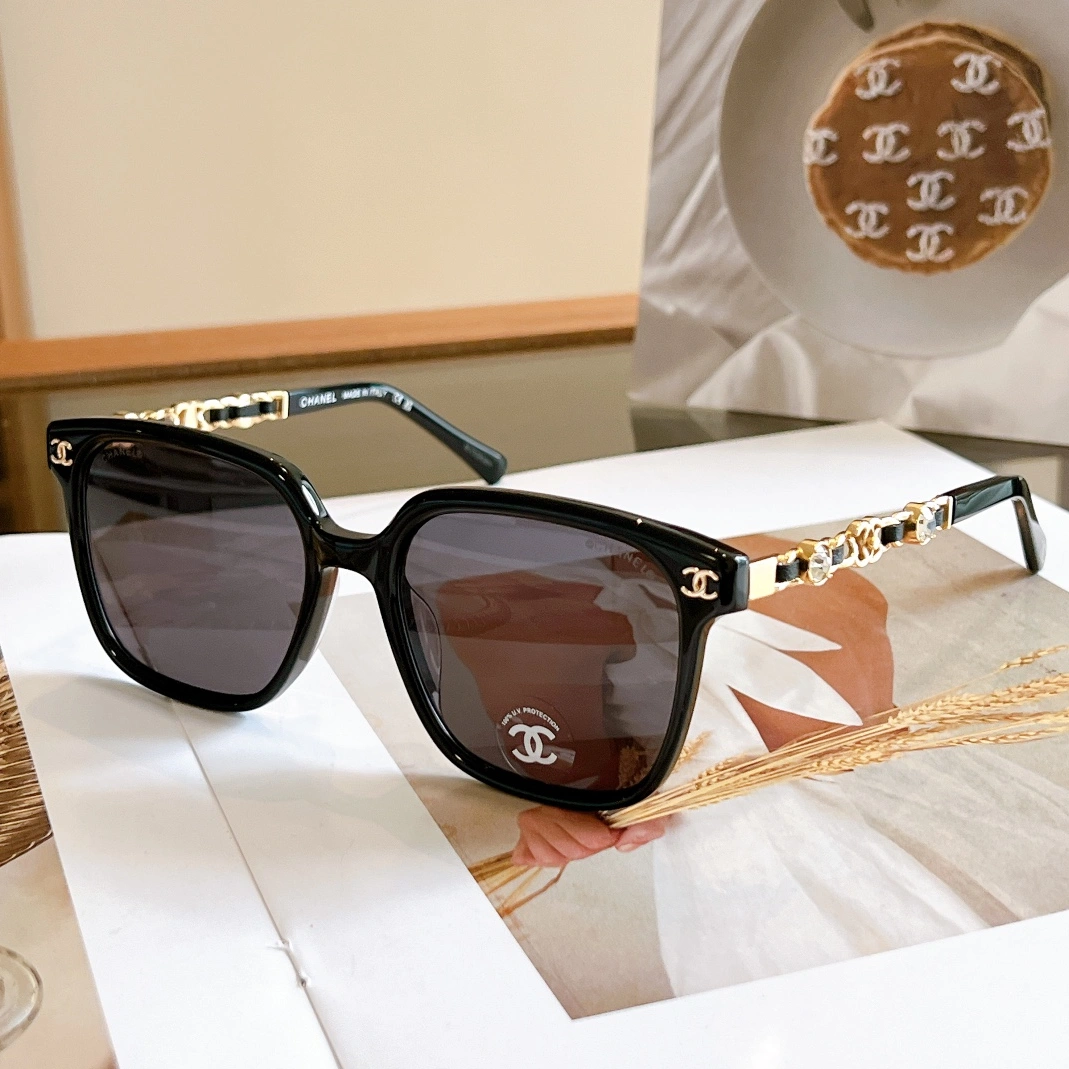 Chanel AAA Quality Sunglasses Cozy 1836