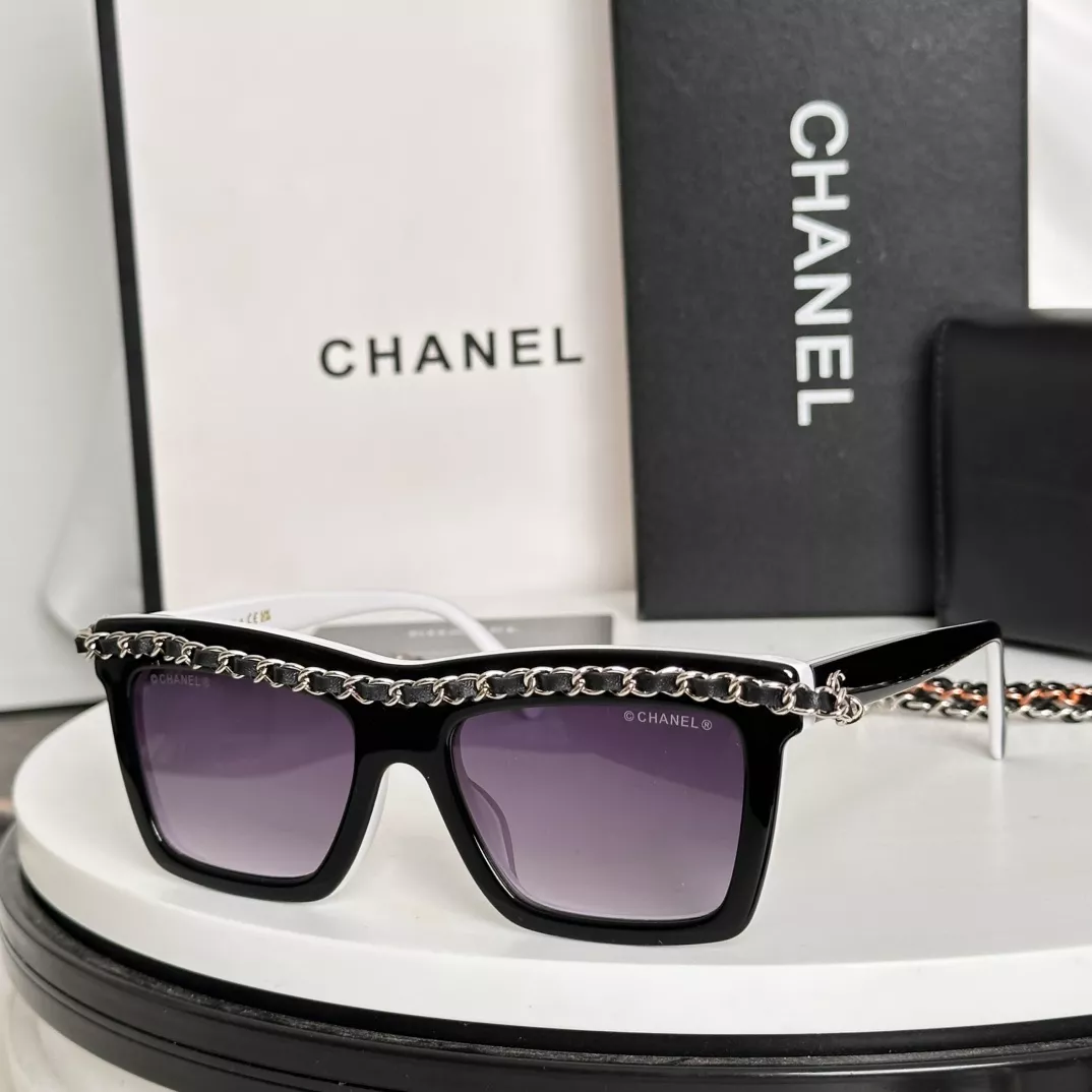Chanel AAA Quality Sunglasses Cozy 8001