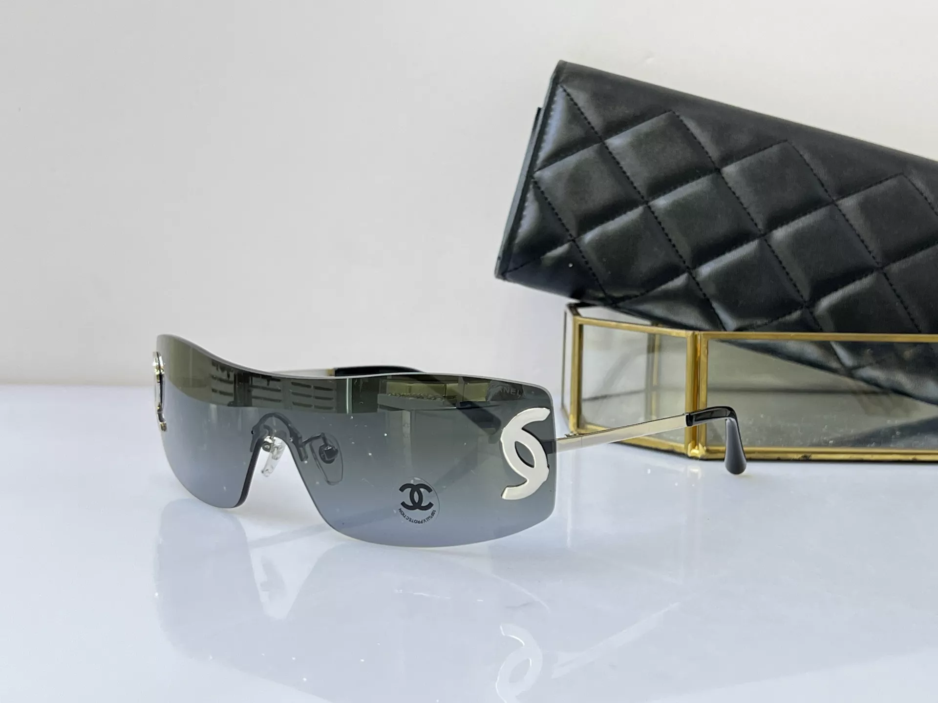 Chanel AAA Quality Sunglasses EasyMatch 9601