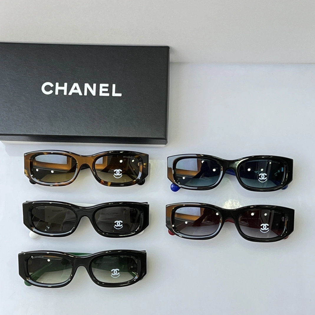 Chanel AAA Quality Sunglasses Efficient 8902