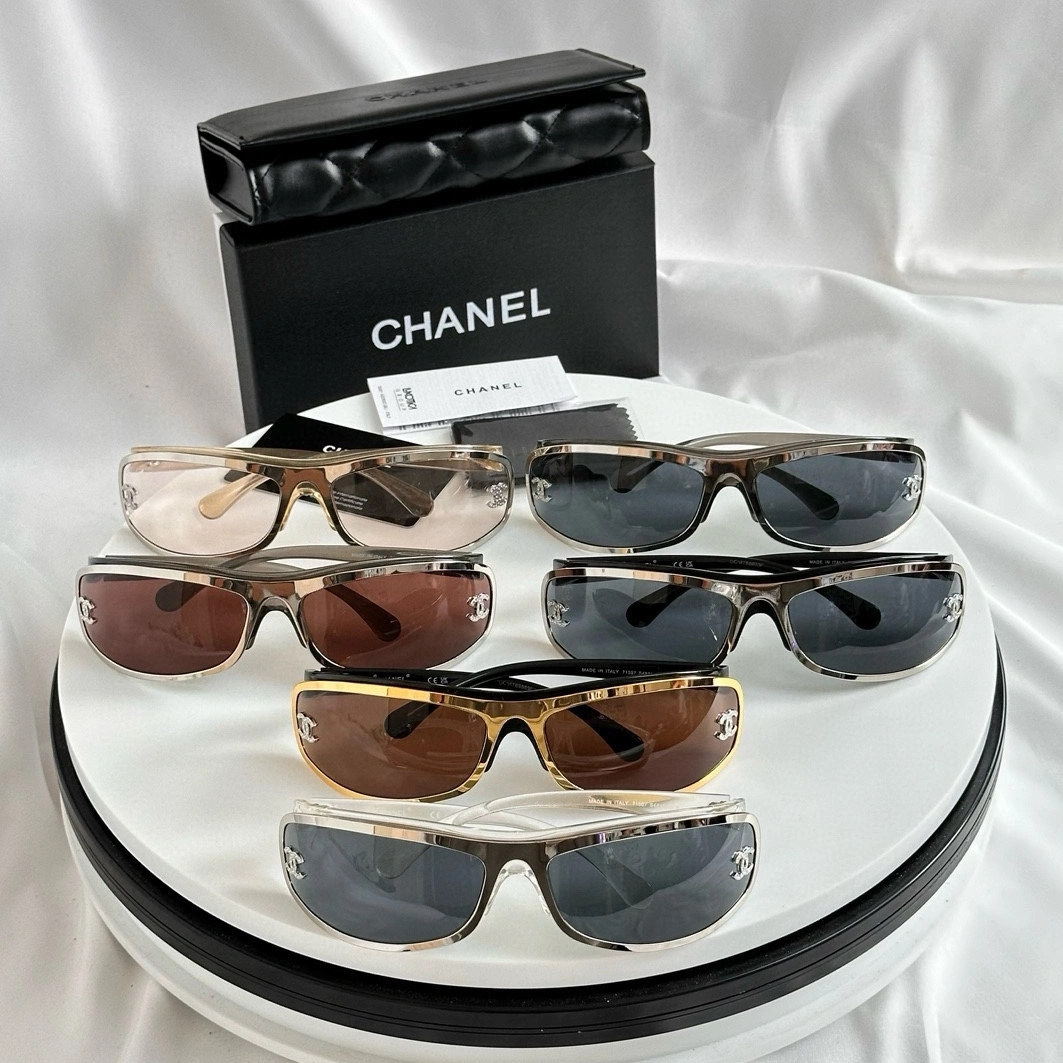 Chanel AAA Quality Sunglasses EyeCatching 5049