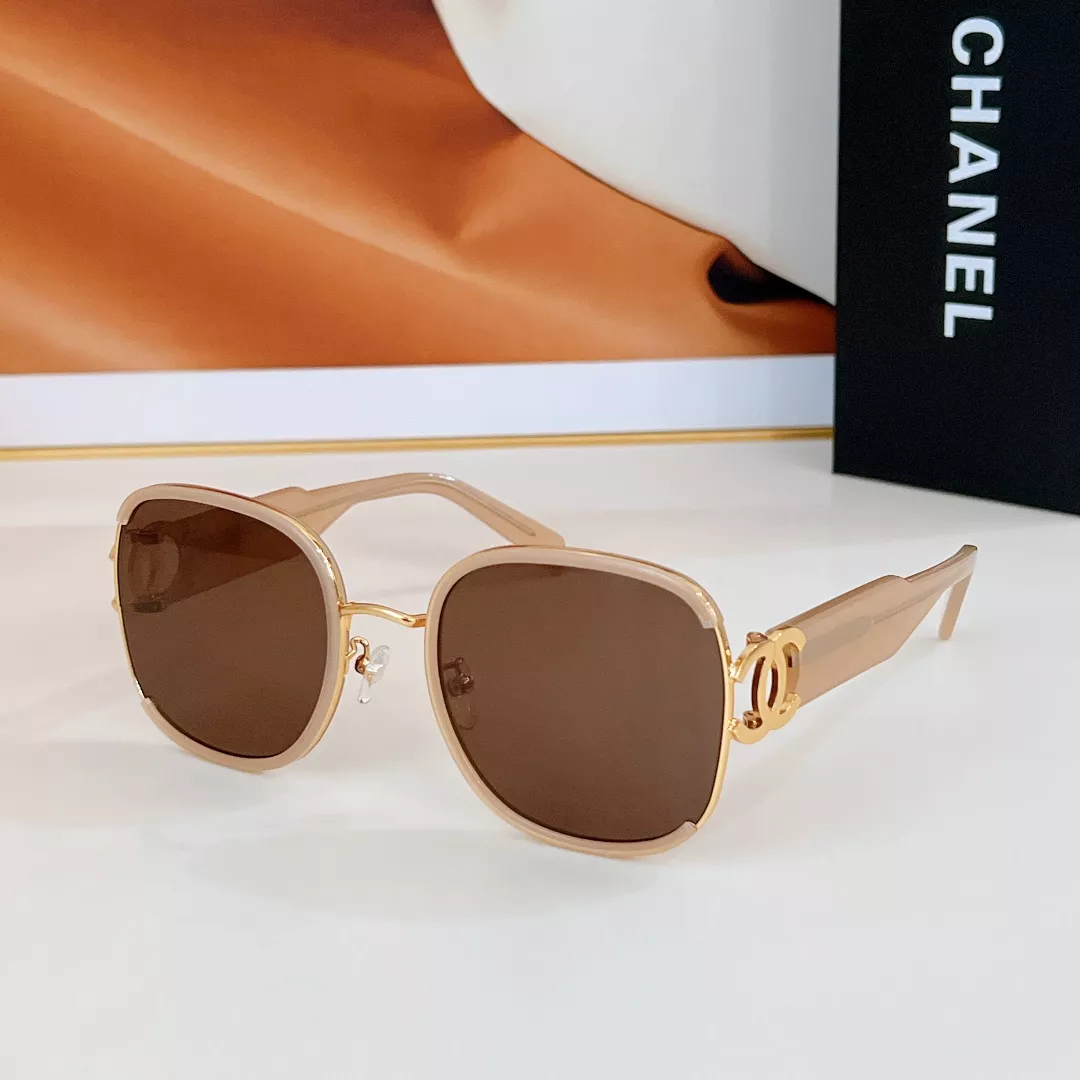 Chanel AAA Quality Sunglasses GoodFit 3083