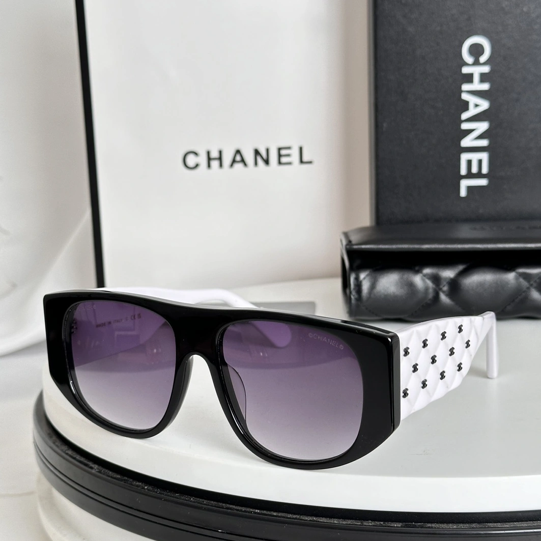 Chanel AAA Quality Sunglasses GoodFit 7006