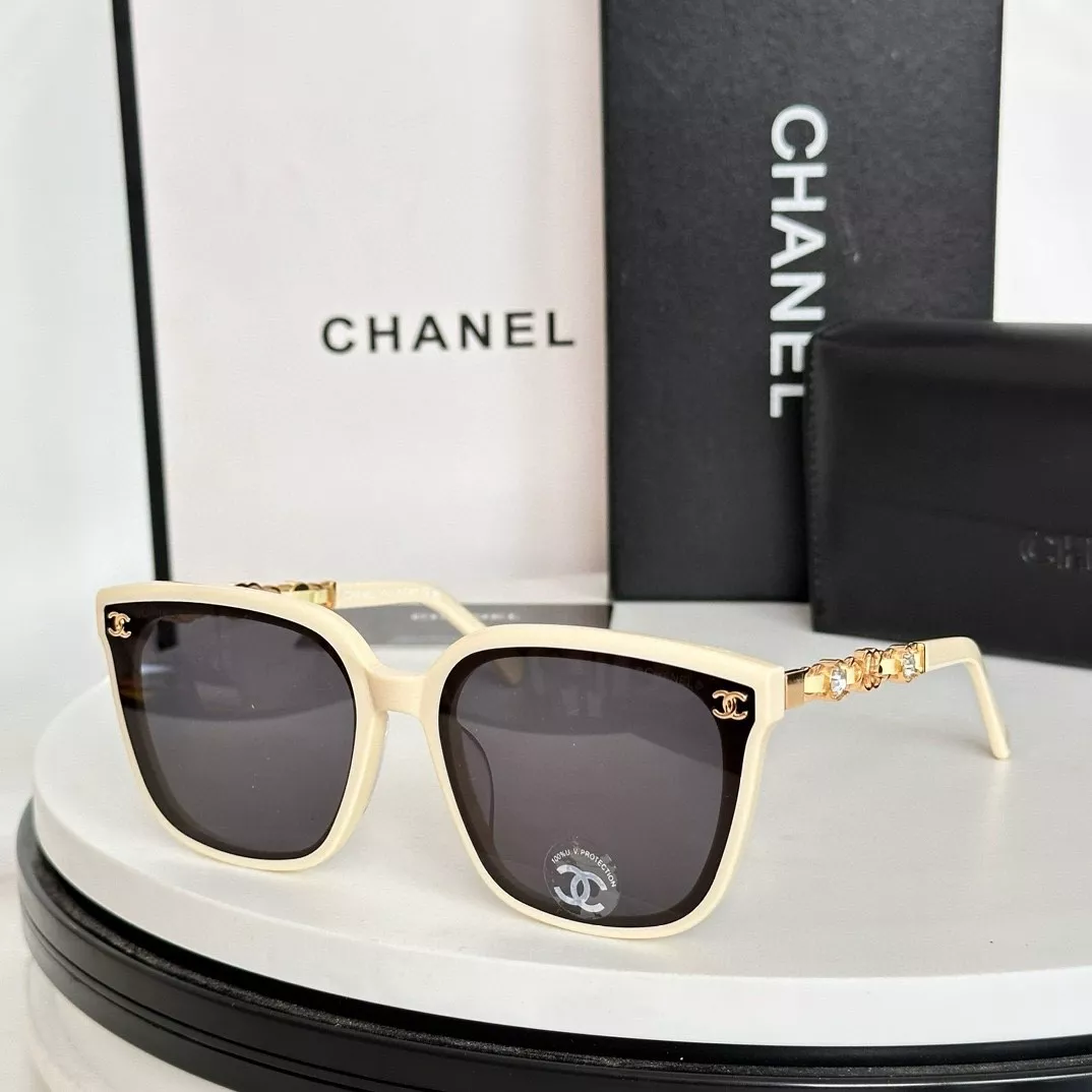 Chanel AAA Quality Sunglasses GoodFit 8702