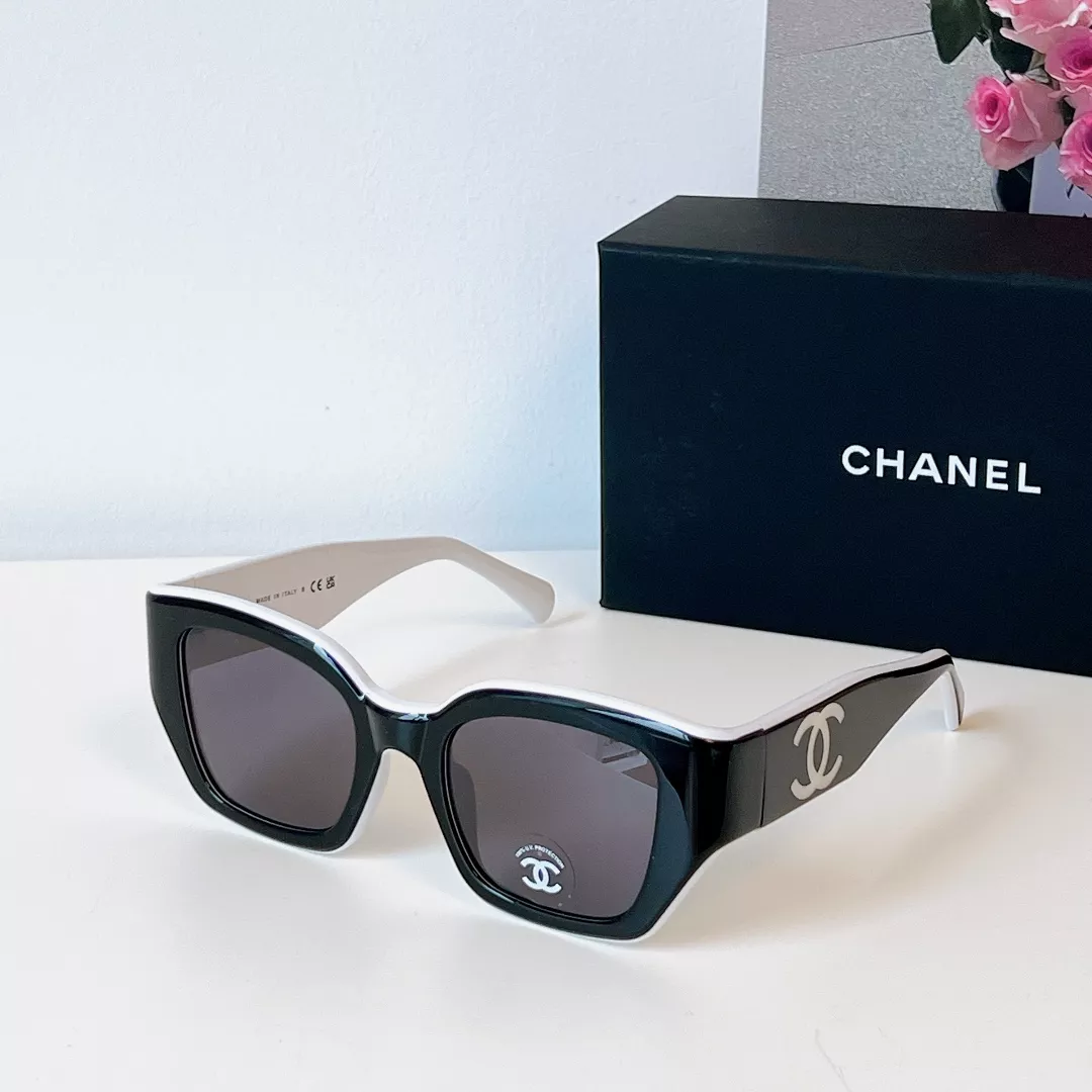 Chanel AAA Quality Sunglasses Minimalist 7835
