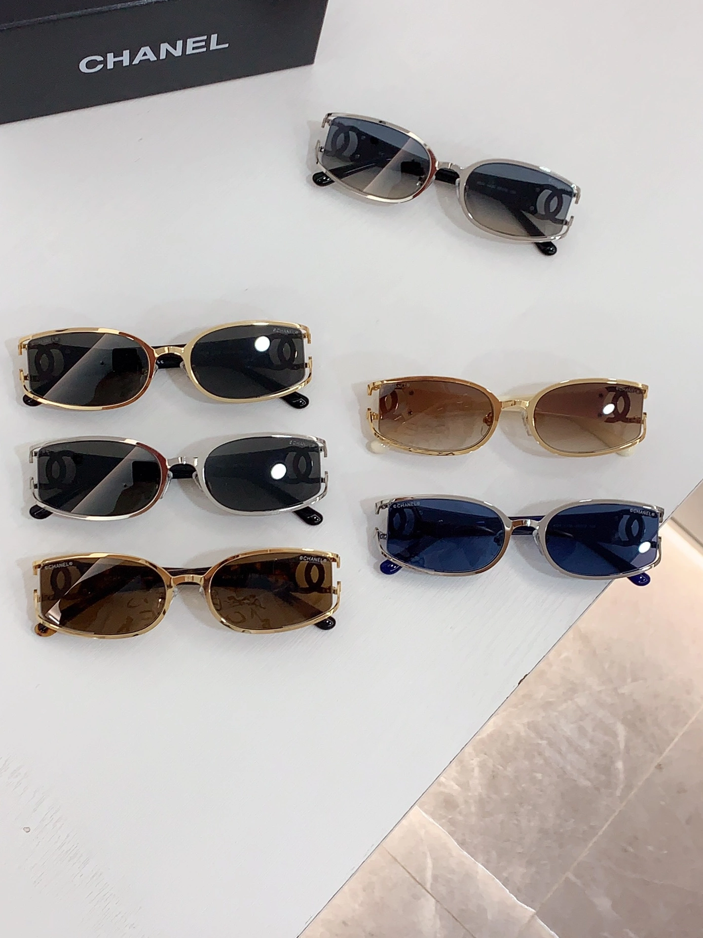 Chanel AAA Quality Sunglasses Minimalist 8320