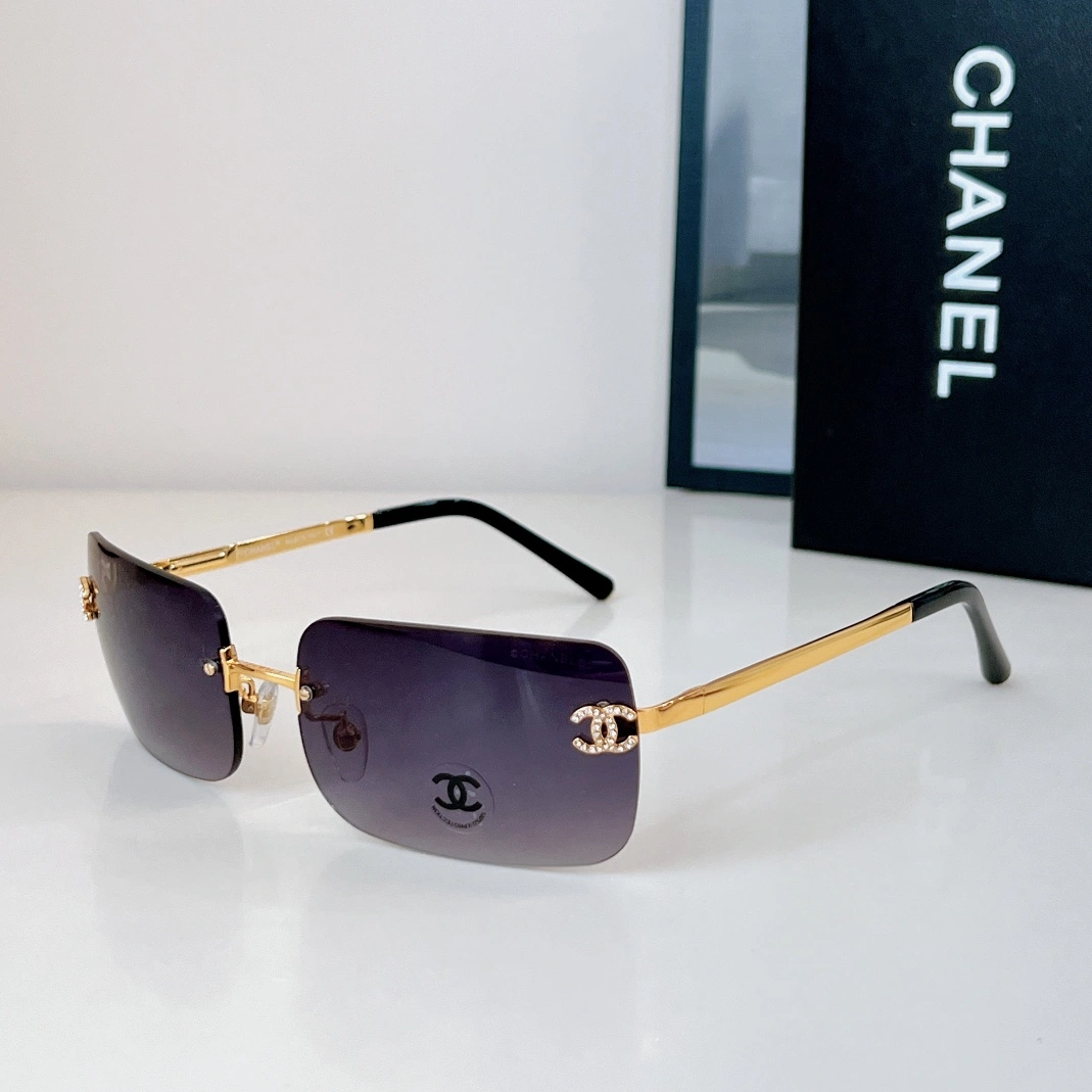 Chanel AAA Quality Sunglasses Modern 3435
