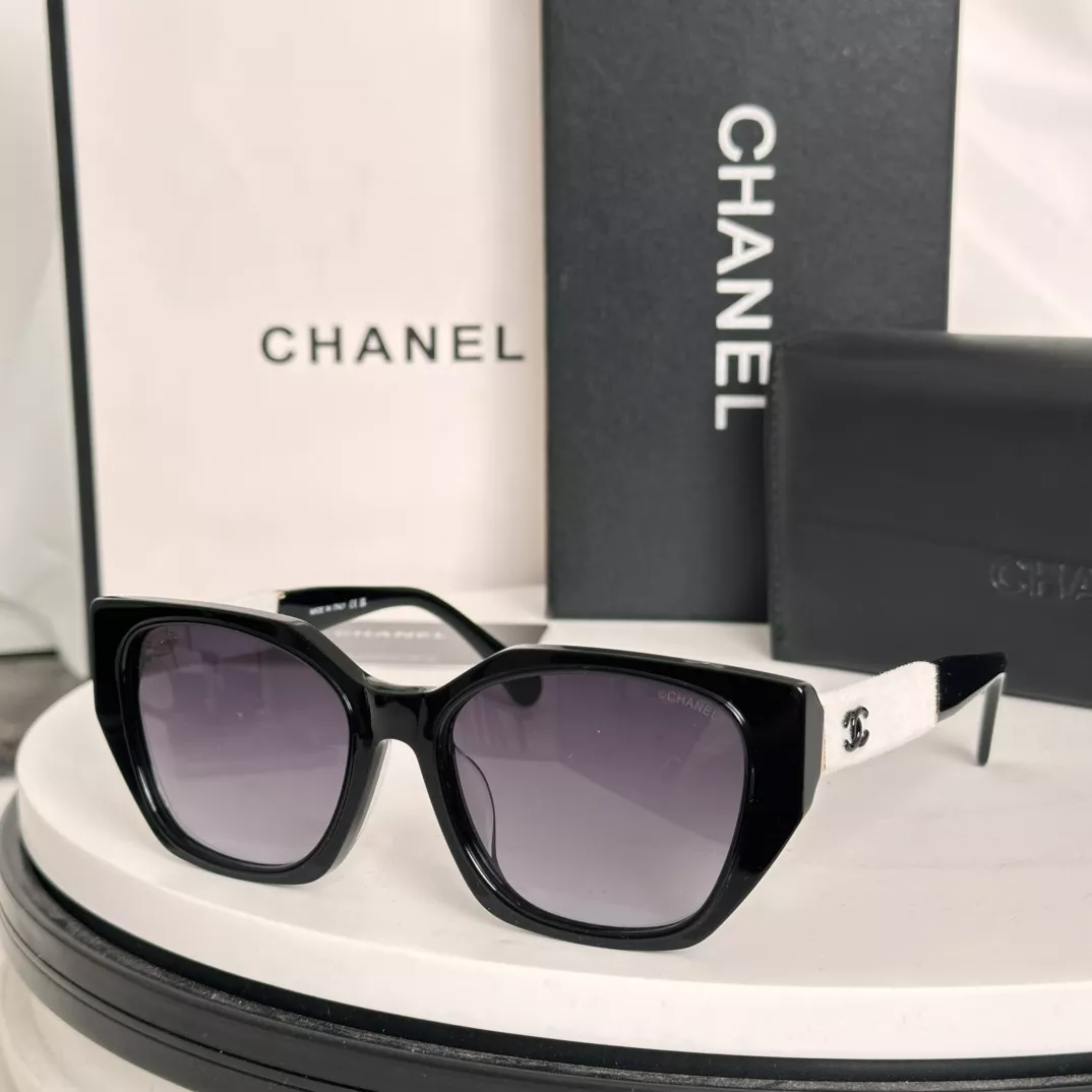 Chanel AAA Quality Sunglasses NewStyle 3016