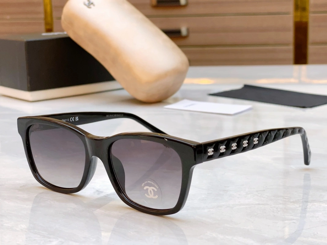 Chanel AAA Quality Sunglasses Reliable 3242