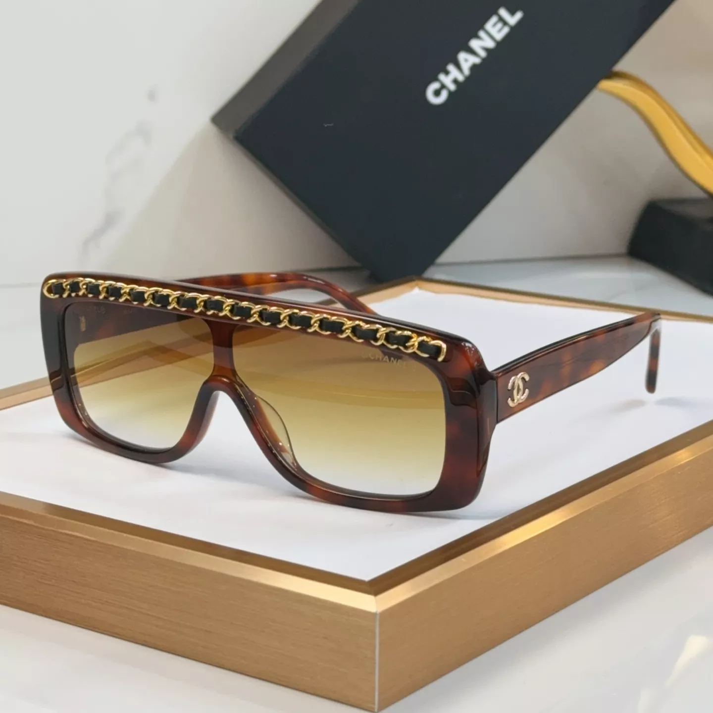 Chanel AAA Quality Sunglasses Reliable 5119