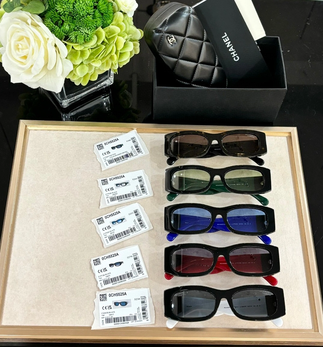 Chanel AAA Quality Sunglasses Sleek 650