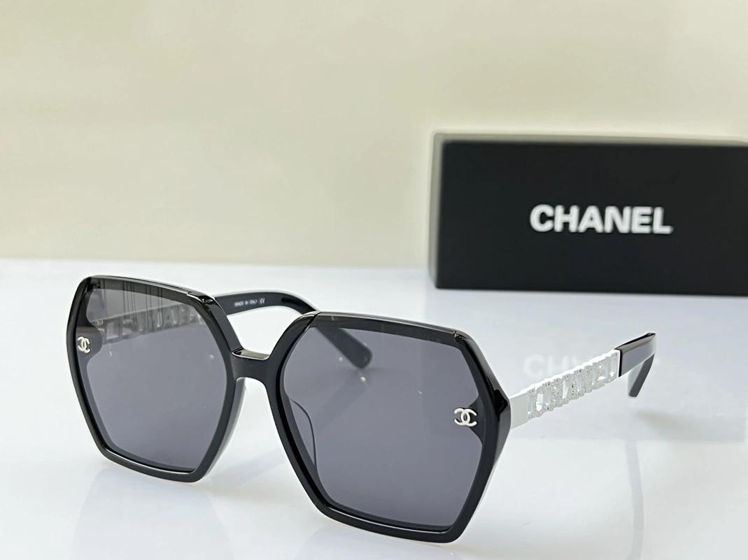 Chanel AAA Quality Sunglasses Soft 5245