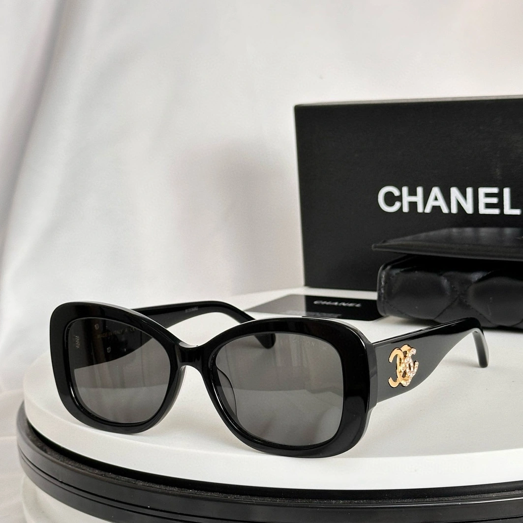 Chanel AAA Quality Sunglasses Soft 5538