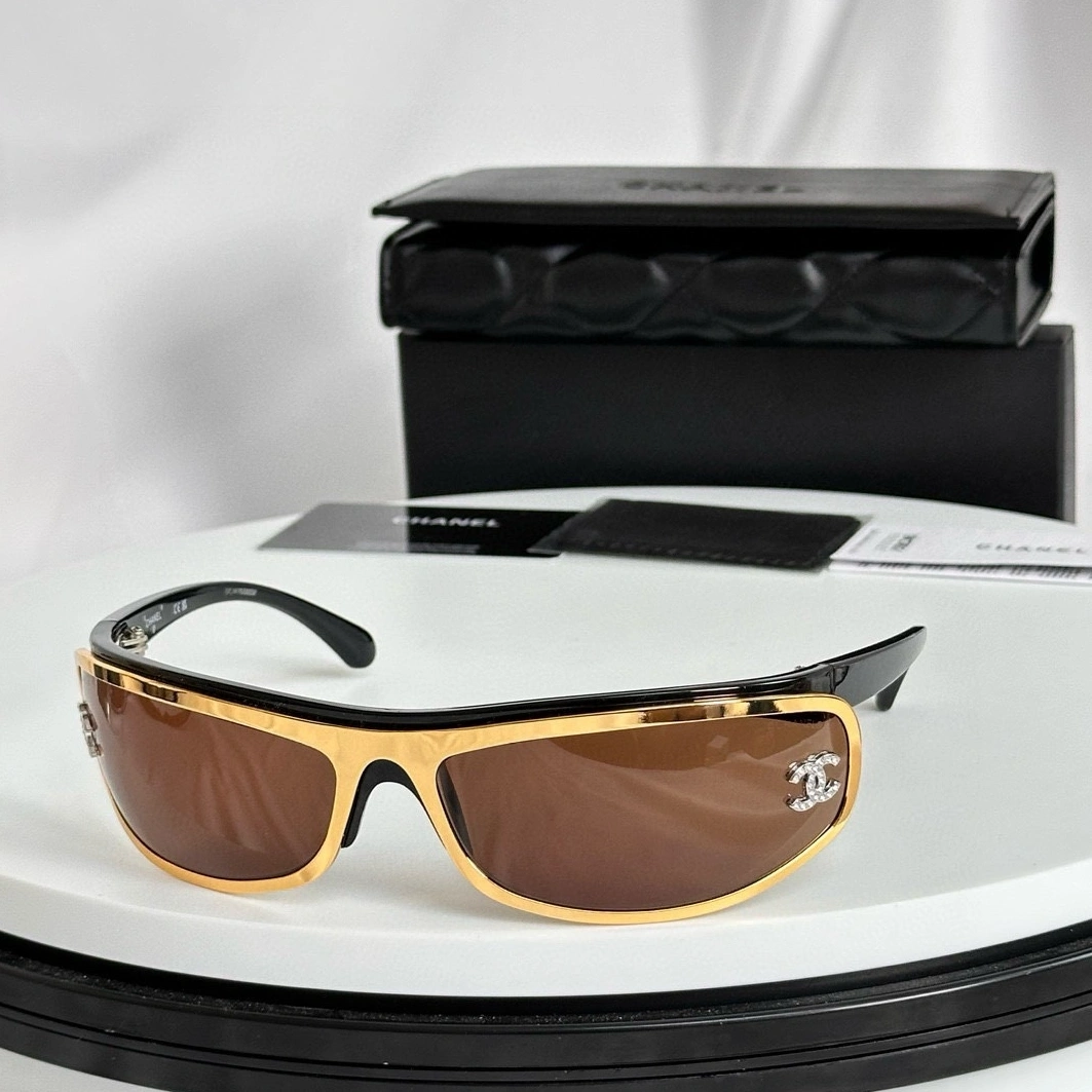 Chanel AAA Quality Sunglasses StreetReady 7192