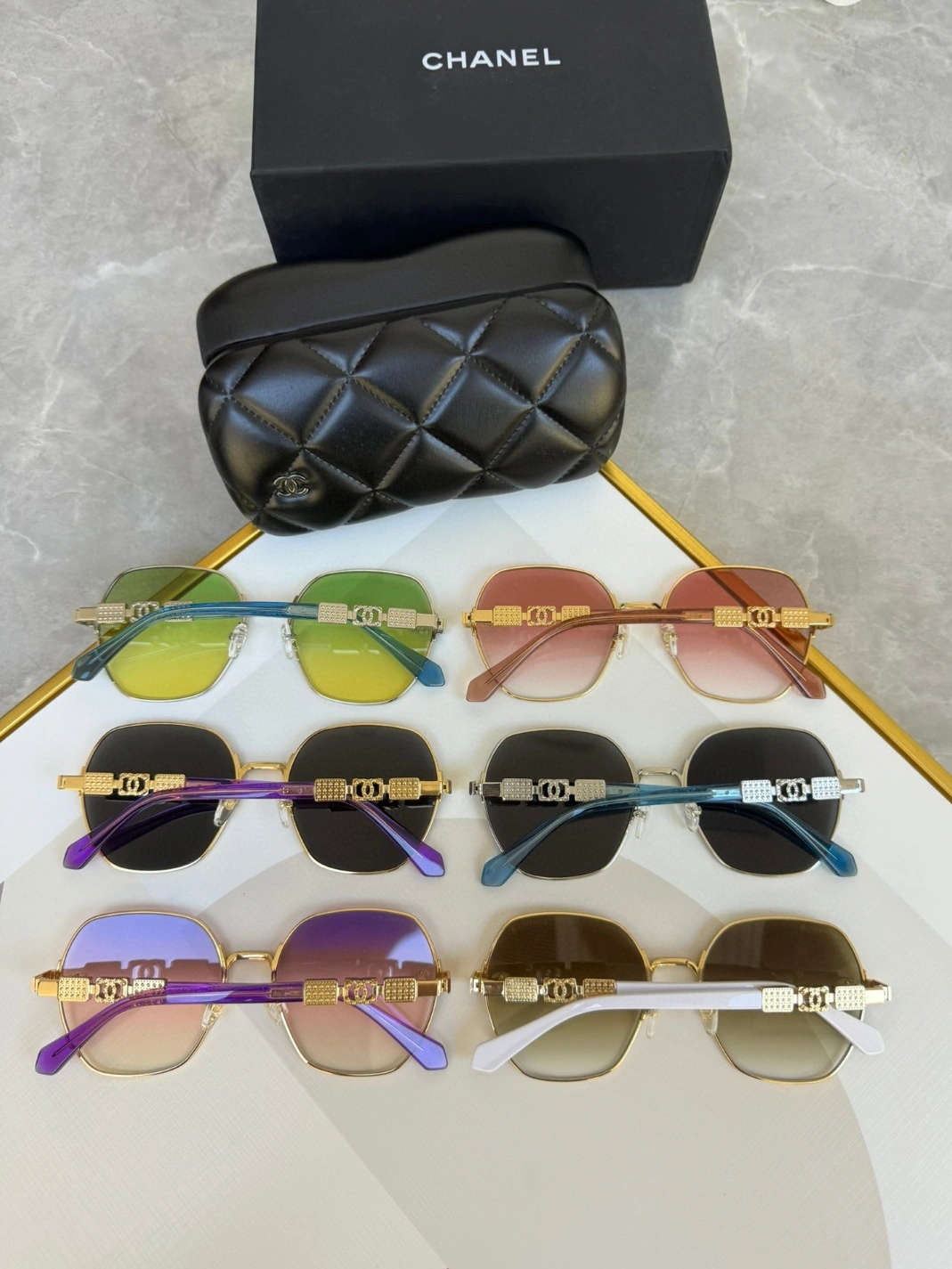 Chanel AAA Quality Sunglasses Stylish 8927