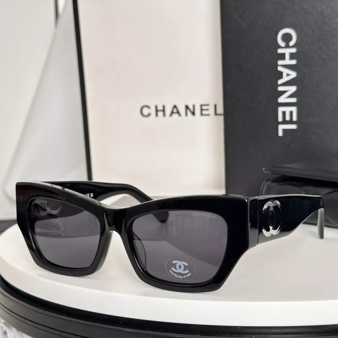 Chanel AAA Quality Sunglasses Timeless 2463
