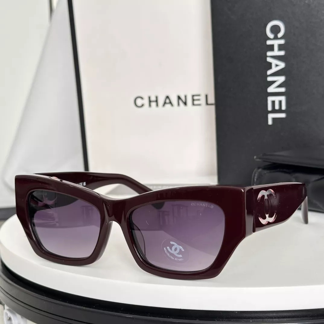 Chanel AAA Quality Sunglasses Timeless 5566