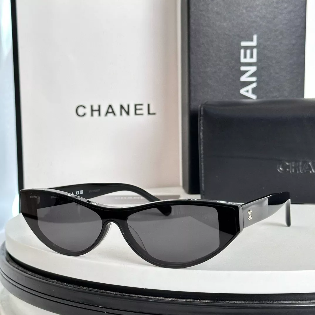 Chanel AAA Quality Sunglasses Trendy 3964
