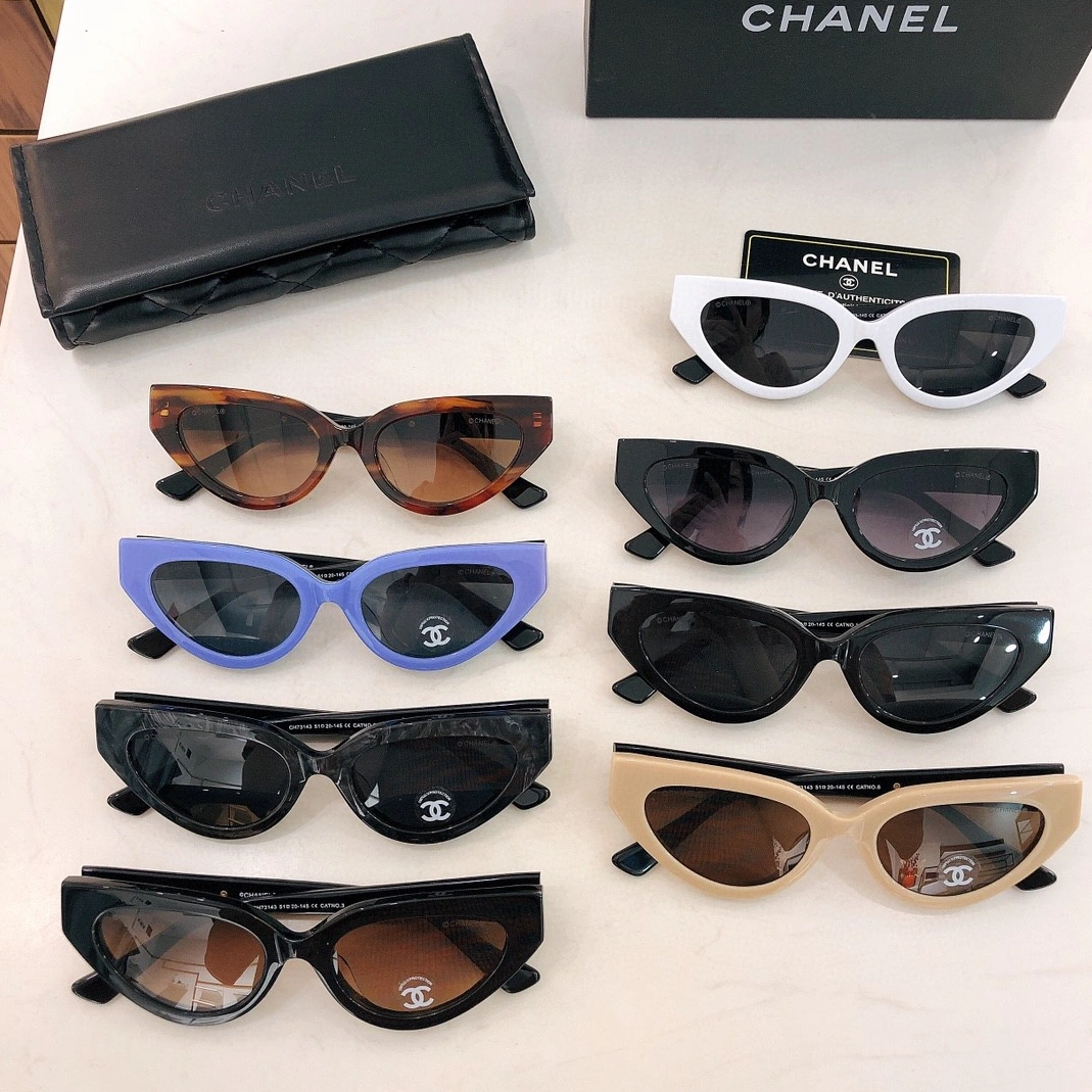 Chanel AAA Quality Sunglasses Unique 9583