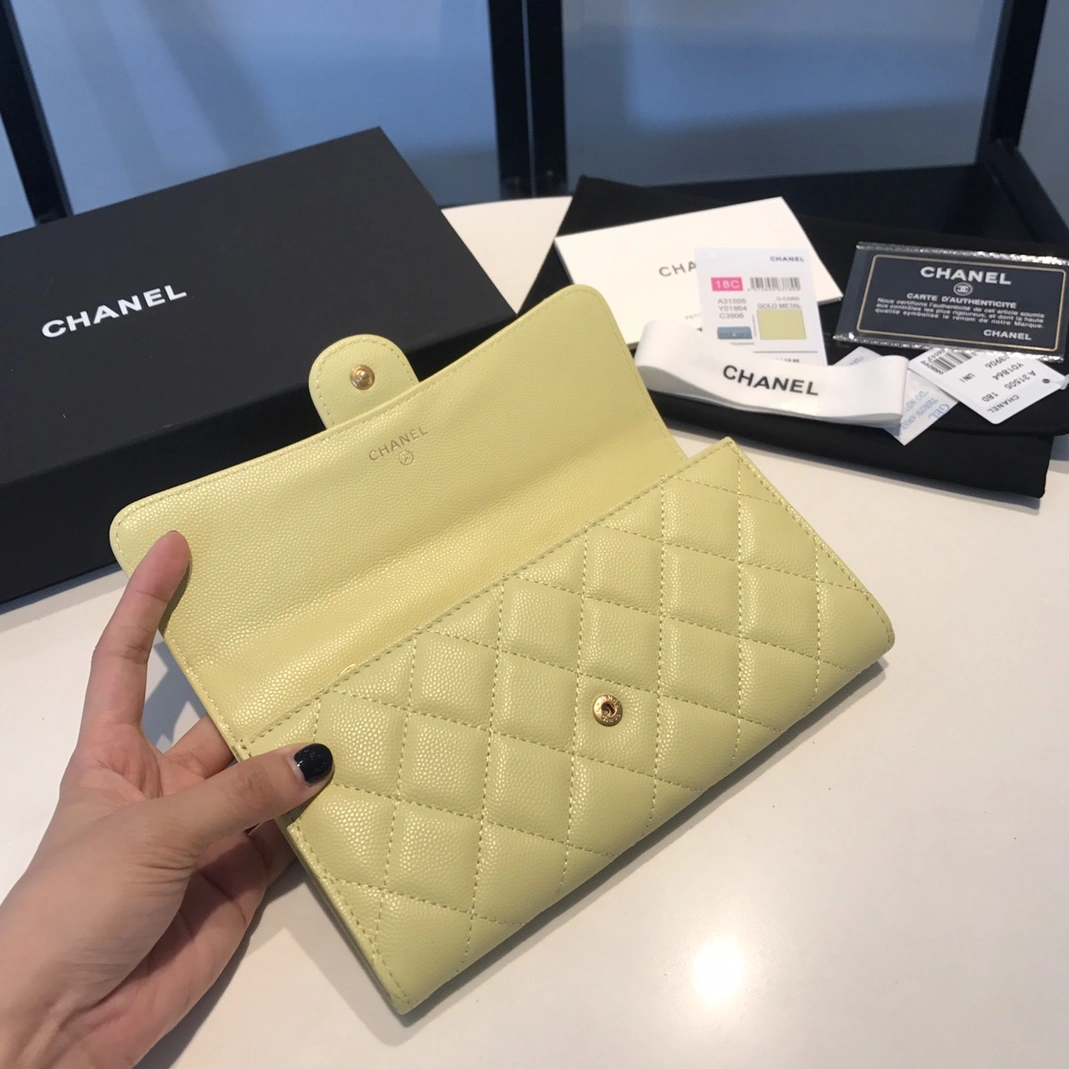 Chanel AAA Quality Wallets For Women Bold 118