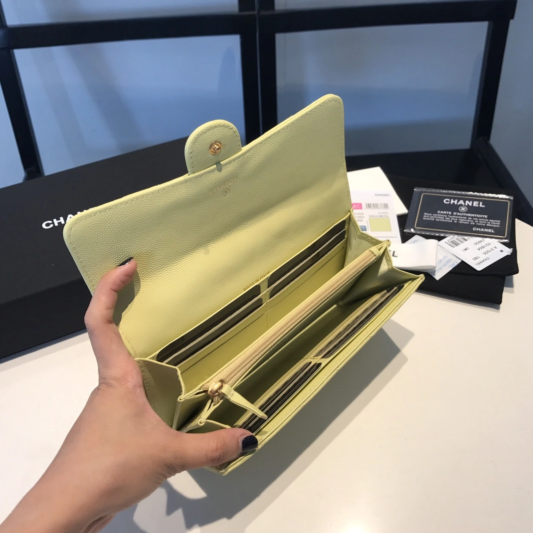Chanel AAA Quality Wallets For Women Bold 118