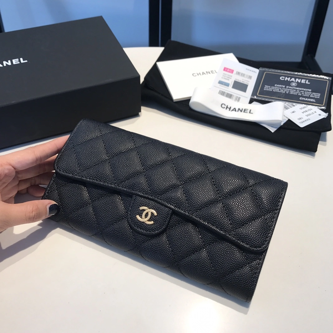 Chanel AAA Quality Wallets For Women Minimalist 2495