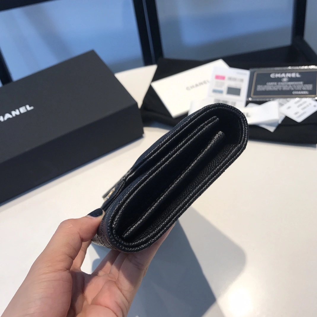 Chanel AAA Quality Wallets For Women Minimalist 2495