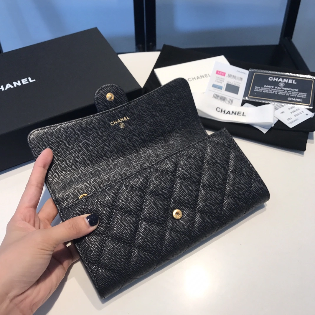 Chanel AAA Quality Wallets For Women Minimalist 2495