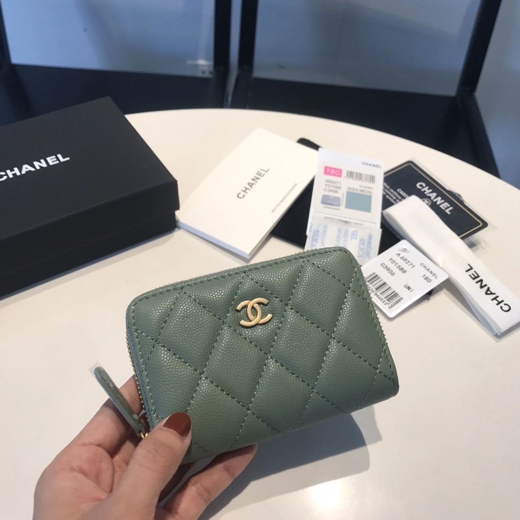 Chanel AAA Quality Wallets For Women Trendsetting 1828