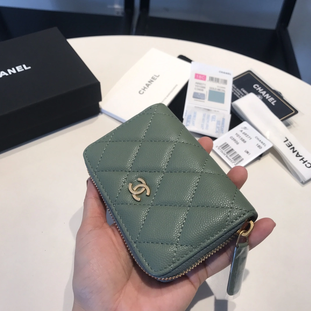 Chanel AAA Quality Wallets For Women Trendsetting 1828