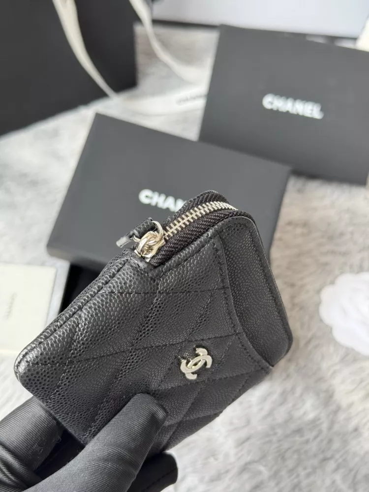 Chanel AAA Quality Wallets In Silver For Women Sophisticated 8619