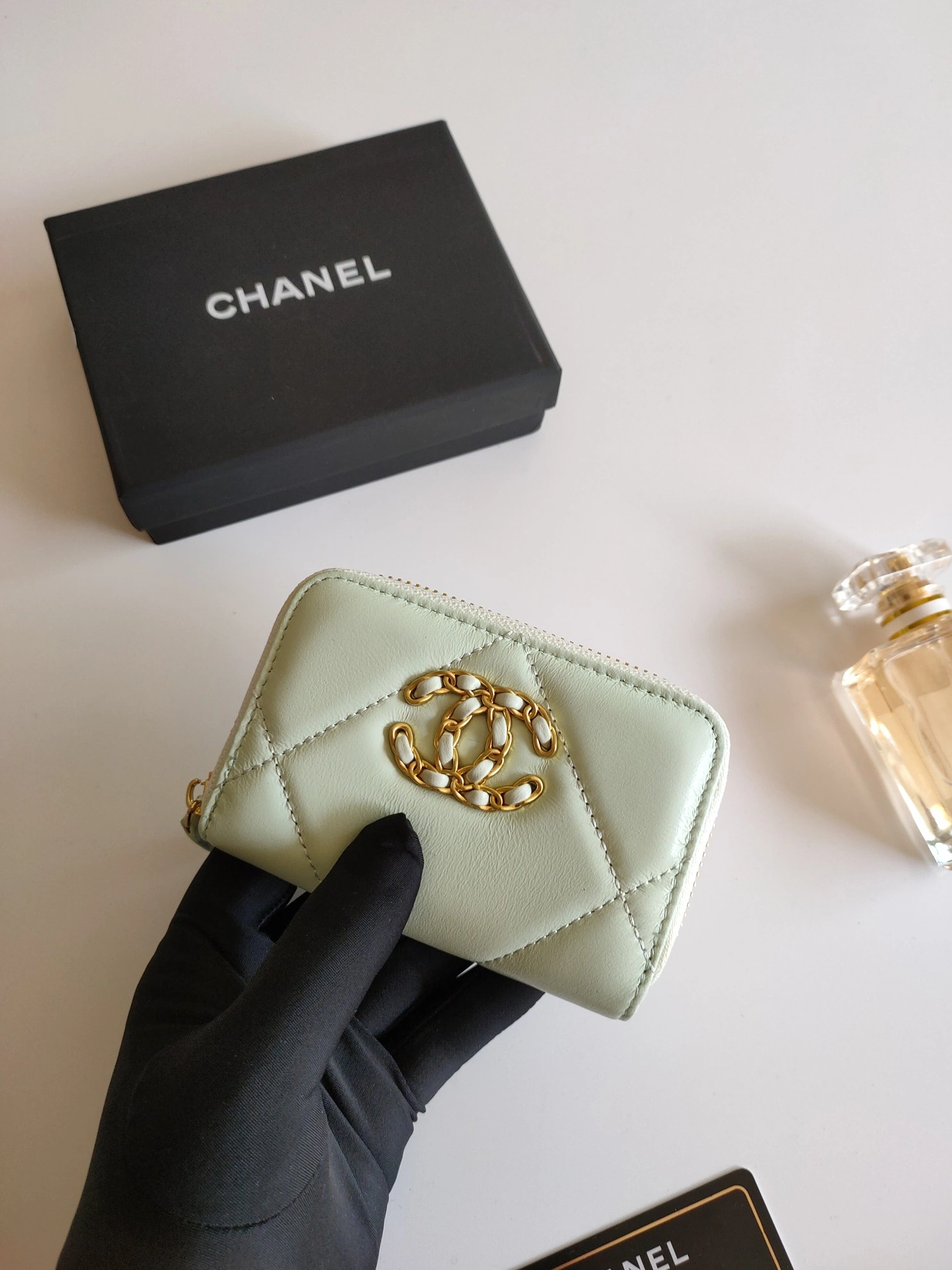 Chanel AAA Quality Wallets Resilient 3618