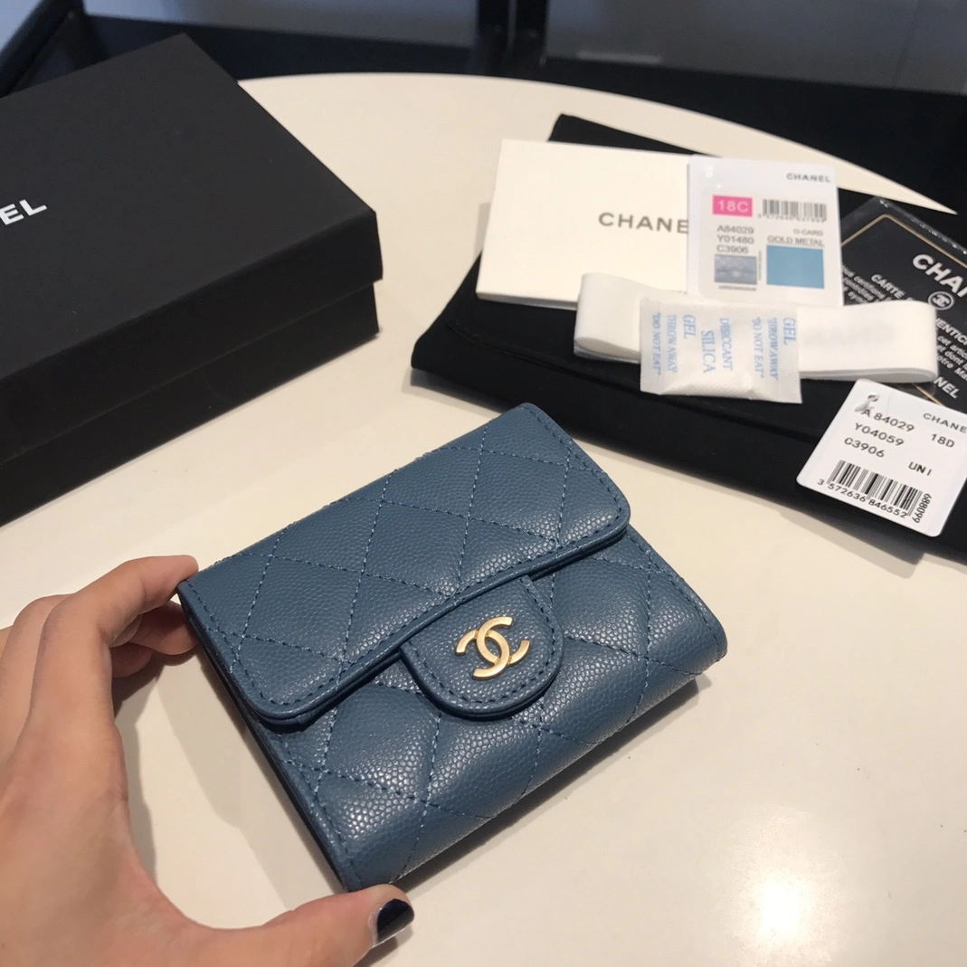 Chanel AAA Quality Wallets Vibrant 295