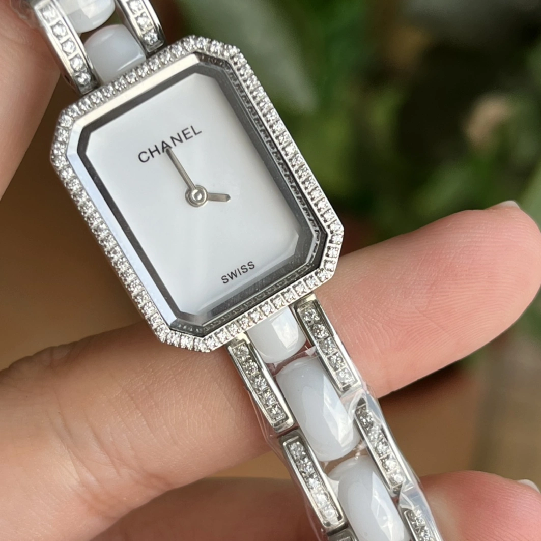Chanel AAA Quality Watches For Women Vibrant 9127