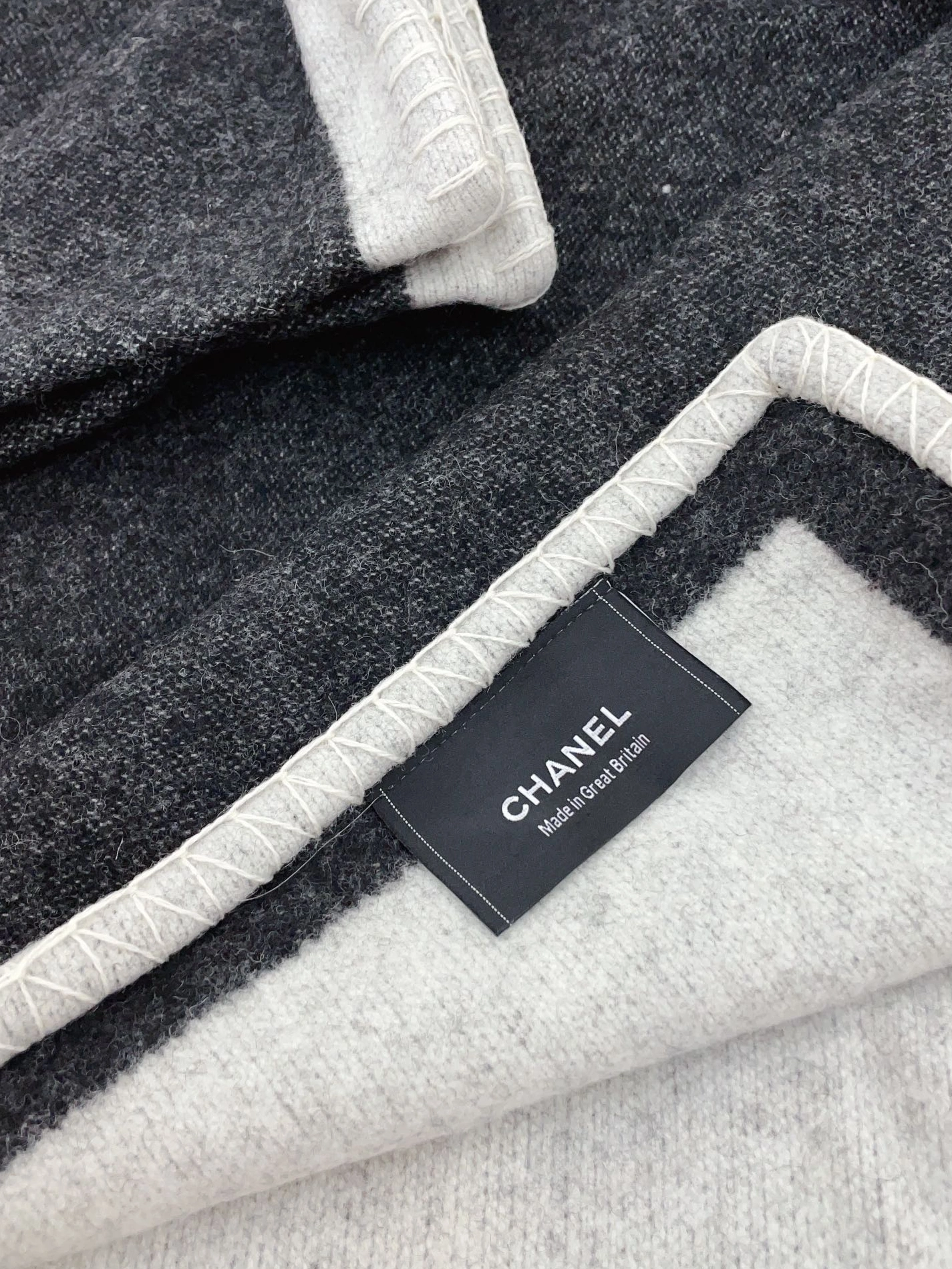 Chanel Blanket EasyMatch 9359