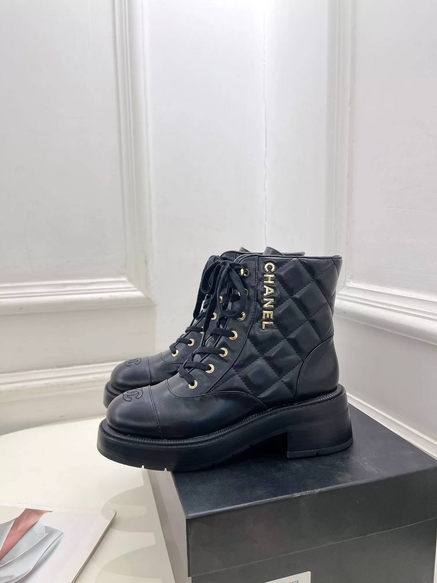 Chanel Boots For Women Compact 5917