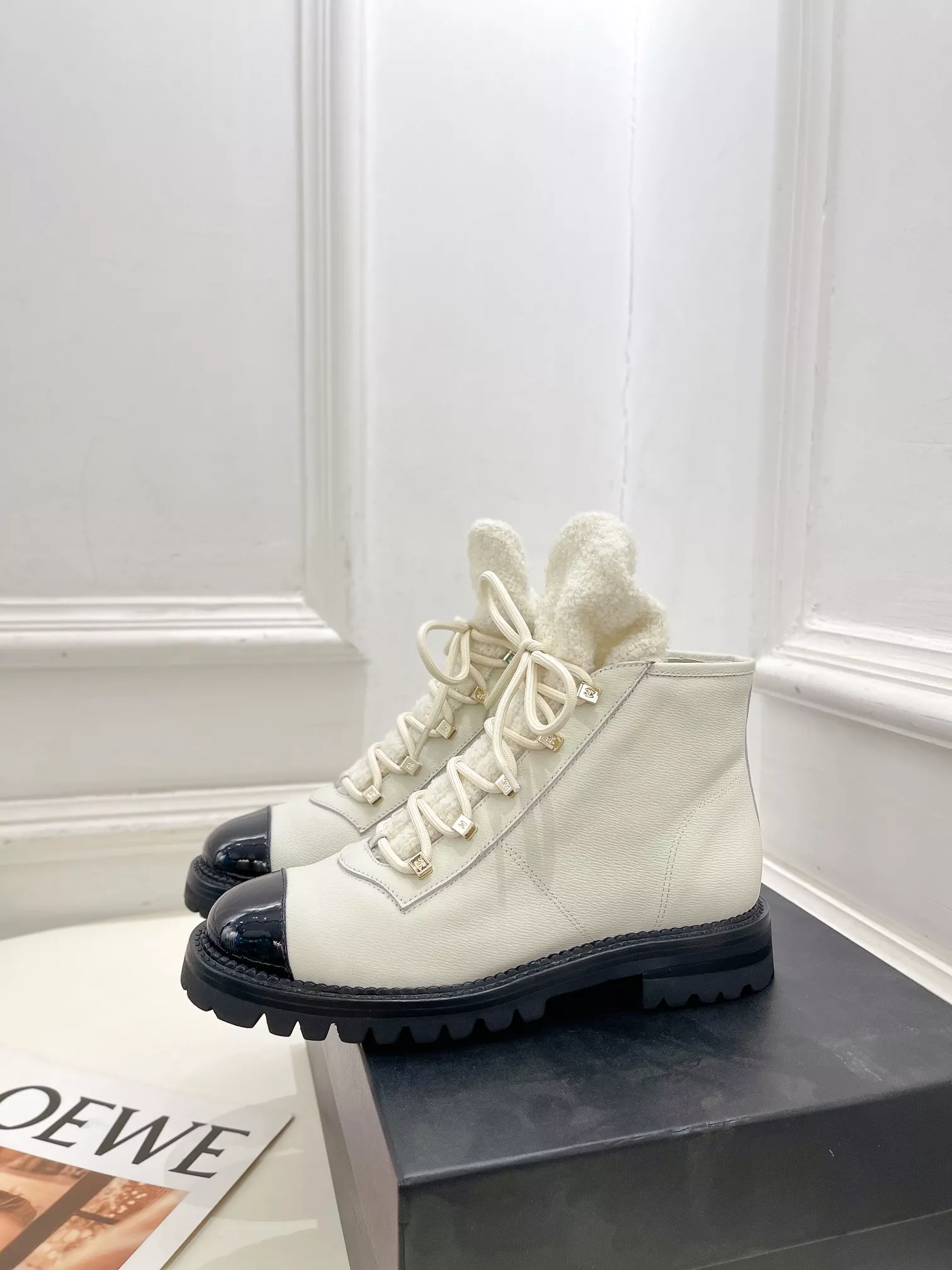 Chanel Boots For Women EasyMatch 7309