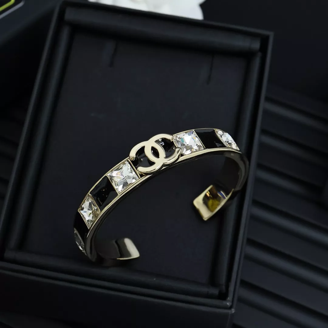 Chanel Bracelets Comfortable 1704